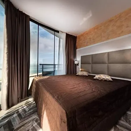 Sunny Bay Hotel 3*