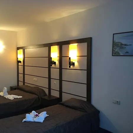 Sunny Bay Hotel